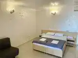 Улучшенный двухместный номер с диваном