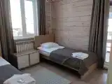 Двухместный номер с 2 отдельными кроватями и балконом