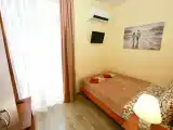 Двухместный номер 1 с одной кроватью и балконом 