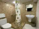 Бюджетный двухместный номер без собственного санузла с двумя раздельными кроватями