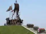 комфортабельная палатка на реке