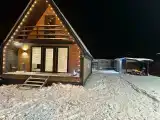 Коттедж с балконом