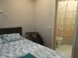 Отдельный двухместный номер в хостеле с санузлом