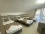Трехместный номер с основными удобствами