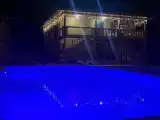 Дом с собственным бассейном
