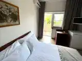 Четырехместный номер с ванной комнатой