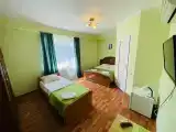 Трехместный номер с балконом