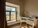 Трехместный номер с общей ванной комнатой