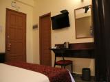 Comfort Room, 1 Queen Bed