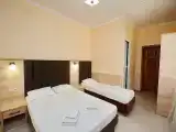 Трехместный номер с большим балконом