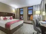 Premium Room, 1 King Bed, Non Smoking, Business Lounge Access