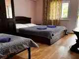 Трехместный номер с балконом