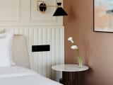 Premium King Room