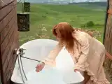 Хижина с уличной ванной