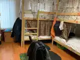 Кровать в общем 8-местном номере для мужчин