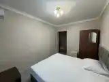 Двухместный номер с 2 отдельными кроватями и общим туалетом
