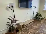Двухместный номер с 2 отдельными кроватями и общей ванной комнатой