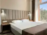 Стандарт без балкона и боковым видом на море
