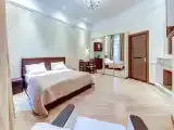 Апартаменты Классик с балконом на Караванной