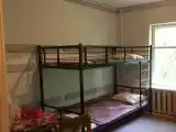 Четрехместный номер с общей ванной комнатой и туалетом