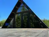 Дом с видом на лес