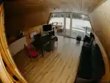 Дом с видом на озеро
