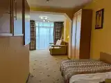 Корпус 2: НОМЕР "ПОЛУЛЮКС" ЮЖНЫЙ (3-х местный)(5 метров до моря)