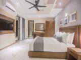 Samann Suite with Balcony (Free Return Airport Transfer)