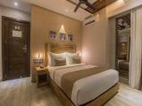 Deluxe Double with Ocean View and Balcony (Free Return Airport Transfer)