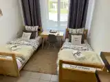 Двухместный номер с 2 отдельными кроватями и окном