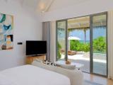 Villa (Beach Pool, 1 King & Kids Room)