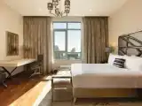1 Bedroom, Balcony King, Fountain View, Non-Smoking