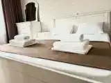 Семейный номер с видом на сад