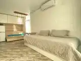 Апартаменты Green Palace 11 (Посещение банного комплекса (сочибаня.рф - сауна, купели, мангал, беседка) в подарок при бронировании от 30 т.р. - 3 часа, 45 т.р. - 5 часов)