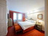 1 King Bed, Non-Smoking, Junior Suite, Executive Room, Higher Floor, Living Room, Air-Conditioned