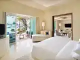 Family Lagoon Beach Suite