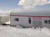 Спальное место на двухъярусной кровати в общем номере для мужчин и женщин