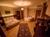 Deluxe Double Room, Jetted Tub