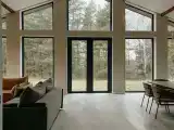 Дом с видом на лес
