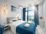 Дизайнерская студия LS-BLUE CURACAO горько-сладкий вкус  лета в Алуште - вид на море с 3 этажа
