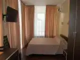 Трехместный номер с балконом