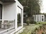 Вилла с видом на озеро