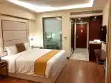 Улучшенный двухместный номер с 1 двуспальной кроватью