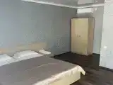 Трехместный номер «Комфорт» с душем