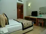 Main Building Suite Land View