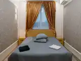 Семейный с двухспальной кроватью и диваном