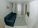 Семейный номер с видом на озеро