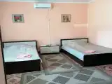 Двухместный номер с 2 отдельными кроватями и душем