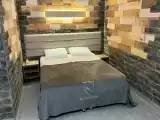 Номер-студия с кроватью размера "king-size" и диван-кроватью