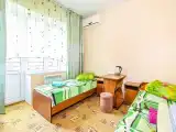 Двухместный номер с 2 отдельными кроватями и балконом